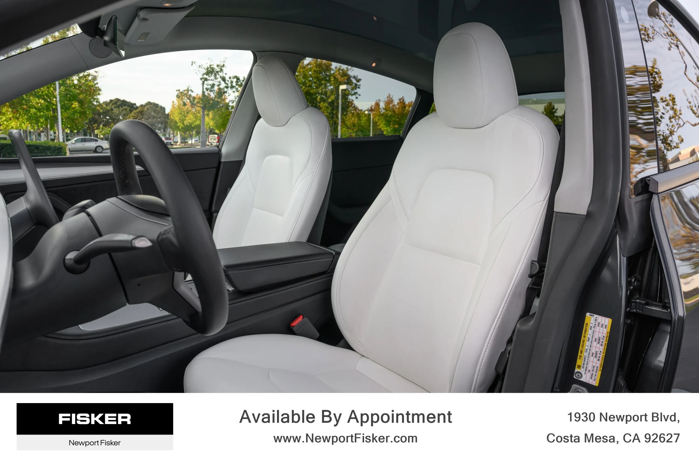 Used 2024 Tesla Model Y Long Range AWD/4WD image 15