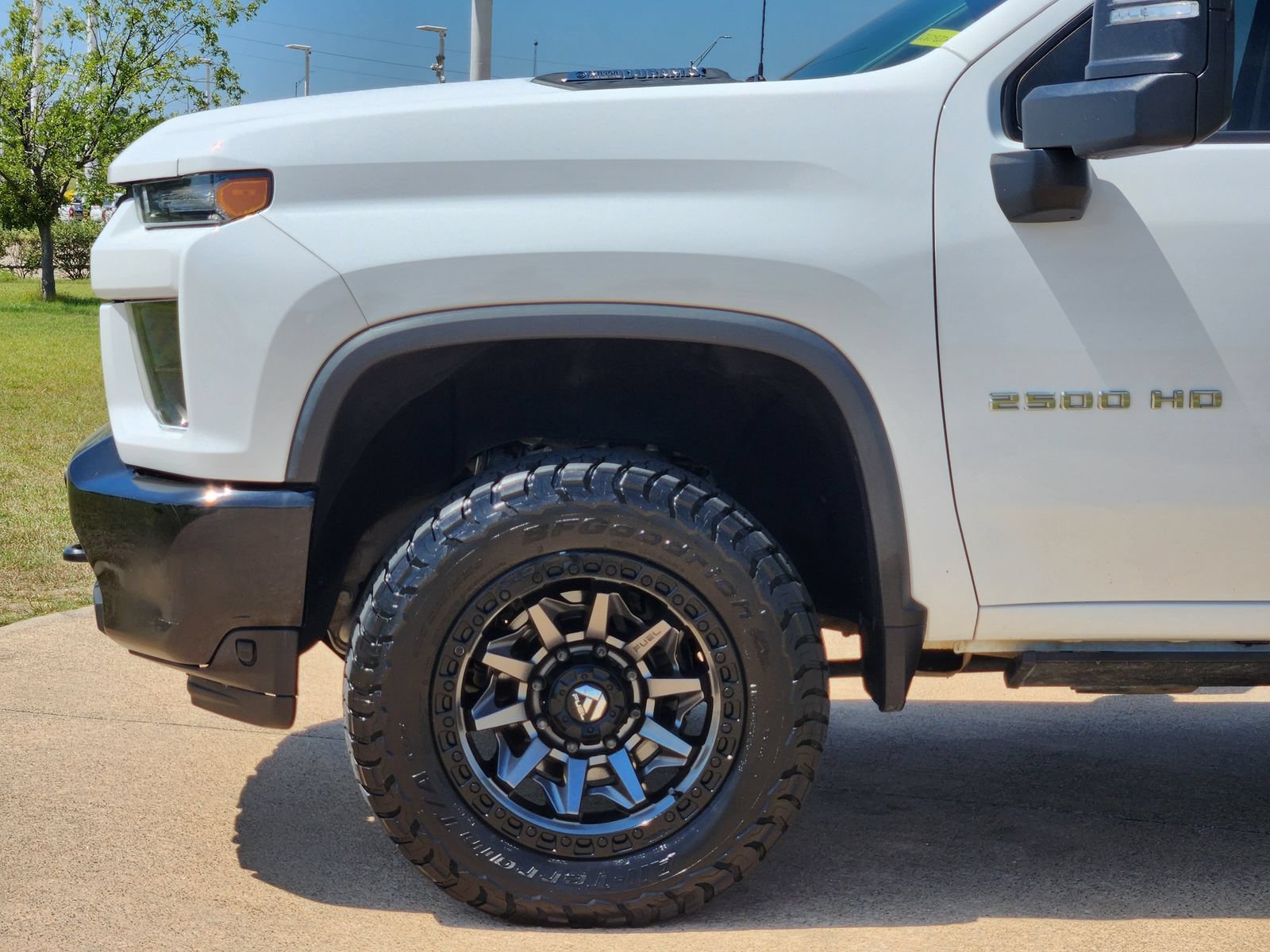 Used 2023 Chevrolet Silverado 2500 Custom w/ Custom Value Package AWD/4WD image 13