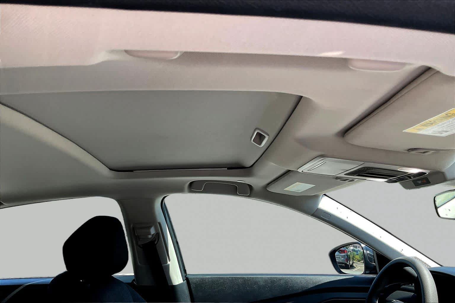 Used 2025 Honda Accord SE image 14
