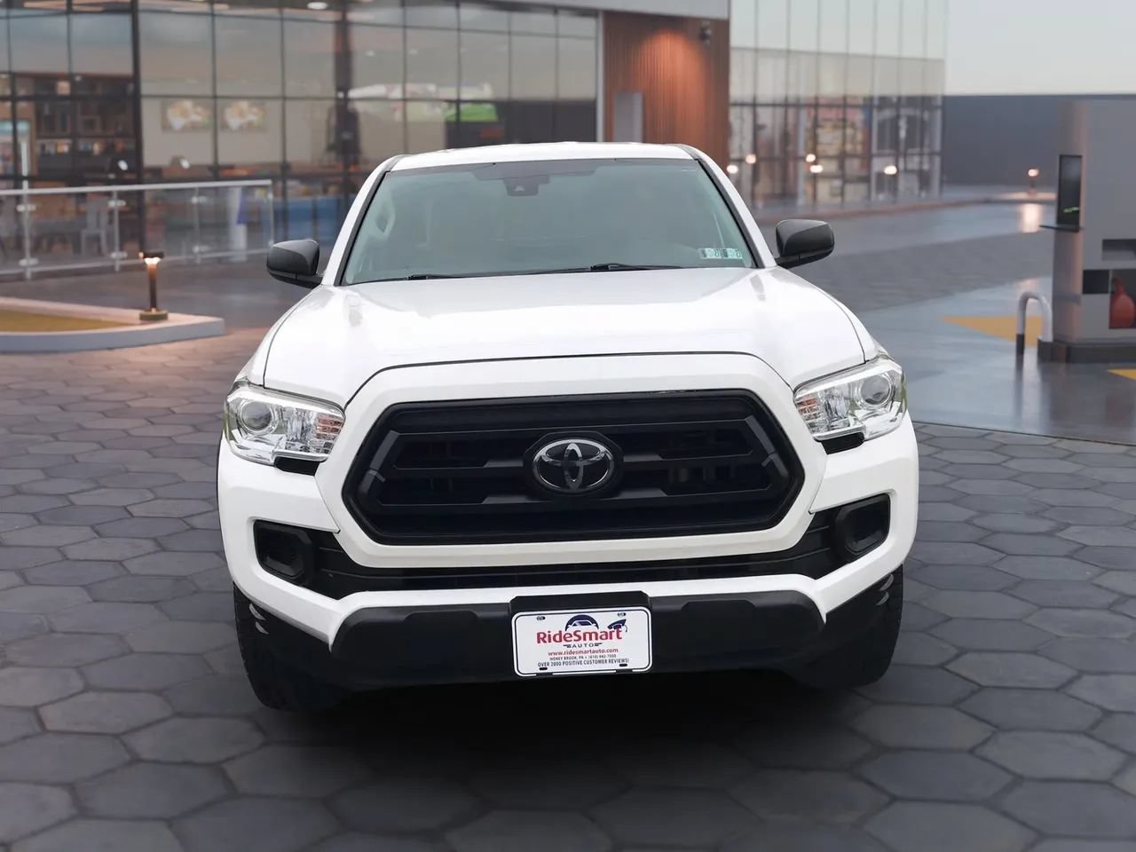 Used 2020 Toyota Tacoma SR w/ SX Package AWD/4WD image 7