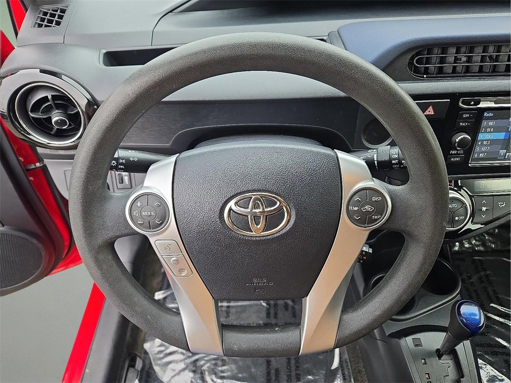 Used 2015 Toyota Prius C Four image 23