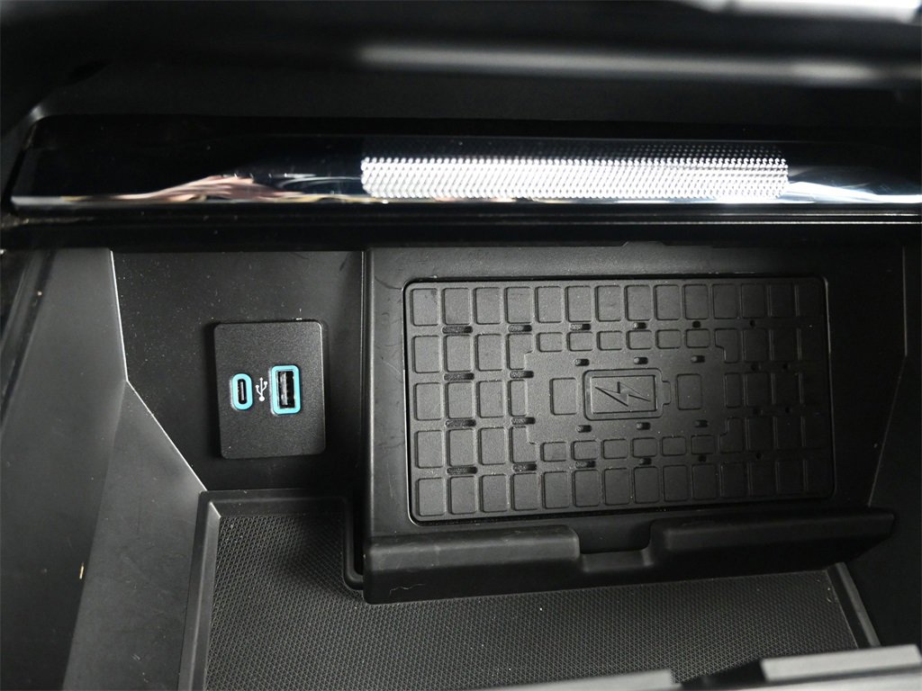 Used 2023 Ford F150 Lariat w/ Max Trailer Tow Package image 33