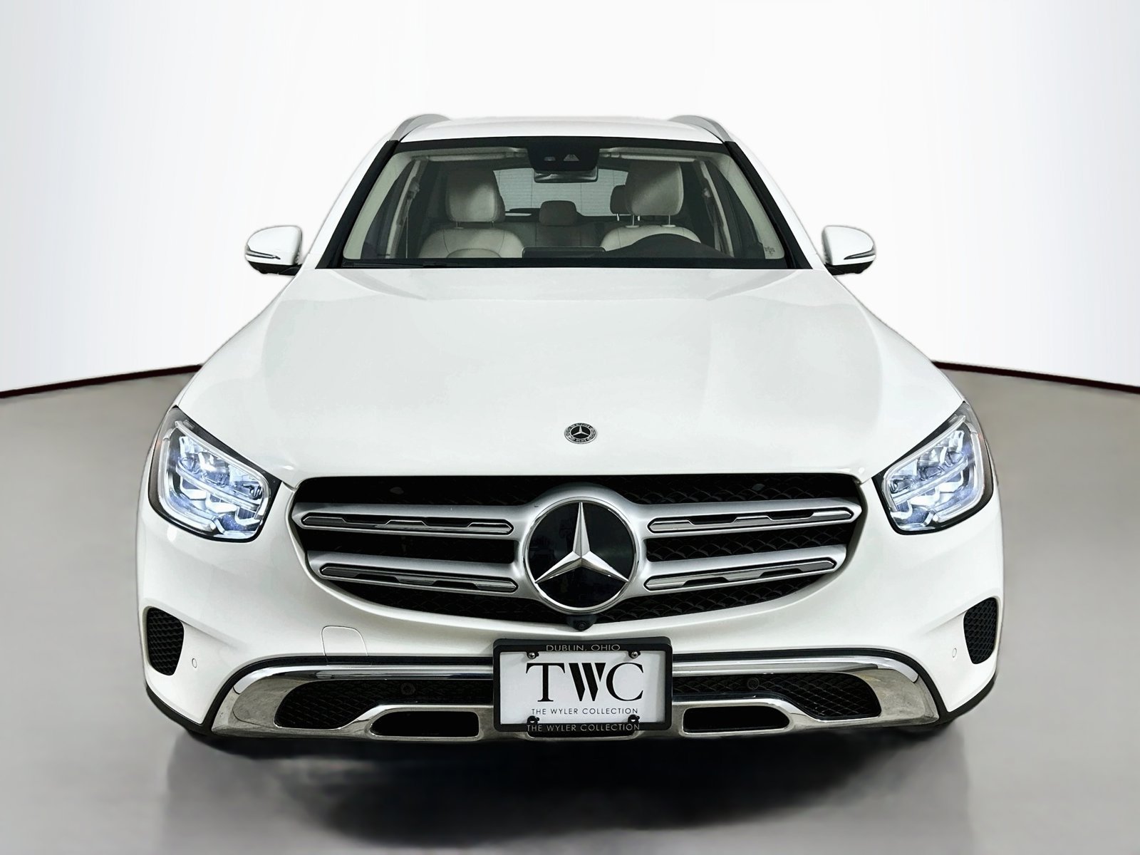 Used 2022 Mercedes-Benz GLC 300 4MATIC image 2