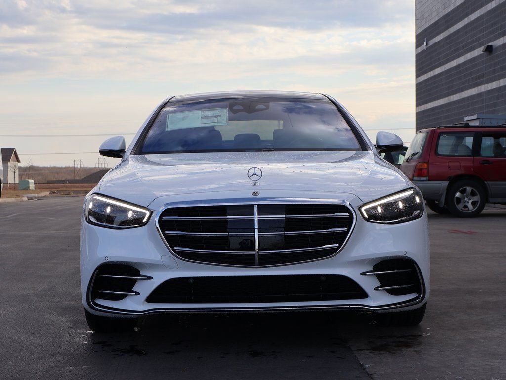 New 2026 Mercedes-Benz S 580 4MATIC Sedan image 2