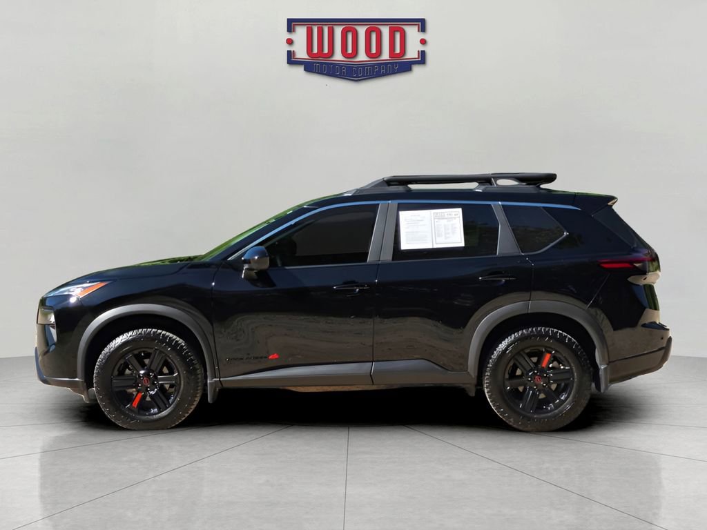 Used 2025 Nissan Rogue SV AWD/4WD image 4