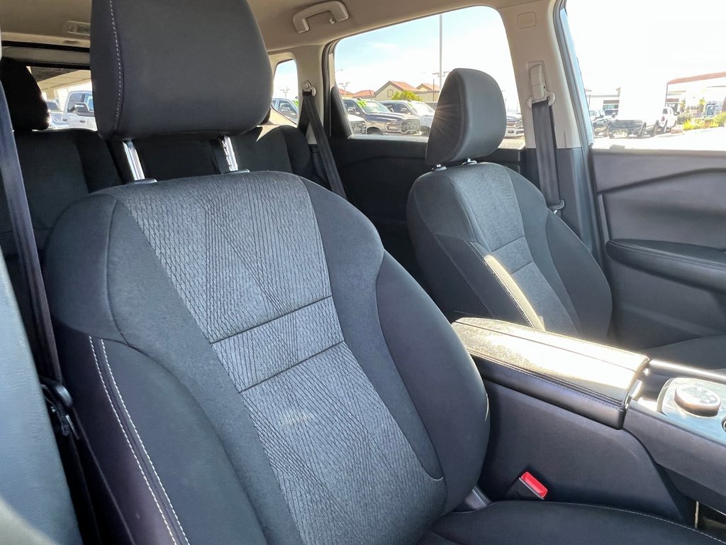 Used 2024 Nissan Rogue SV image 14