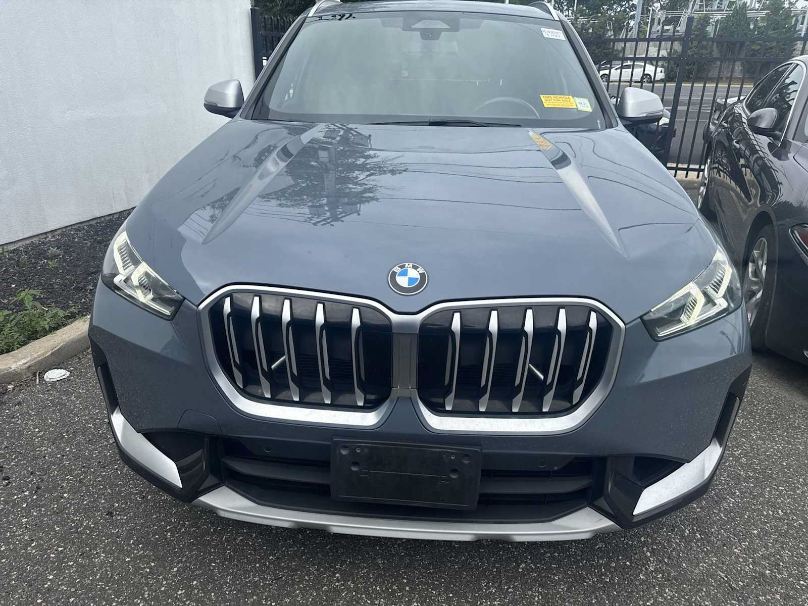 Used 2024 BMW X1 xDrive28i w/ Convenience Package AWD/4WD image 3