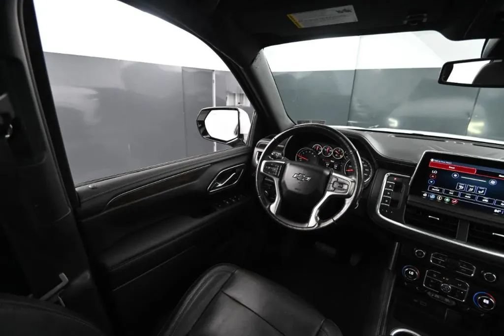 Used 2021 Chevrolet Tahoe Z71 w/ Z71 Signature Package AWD/4WD image 26