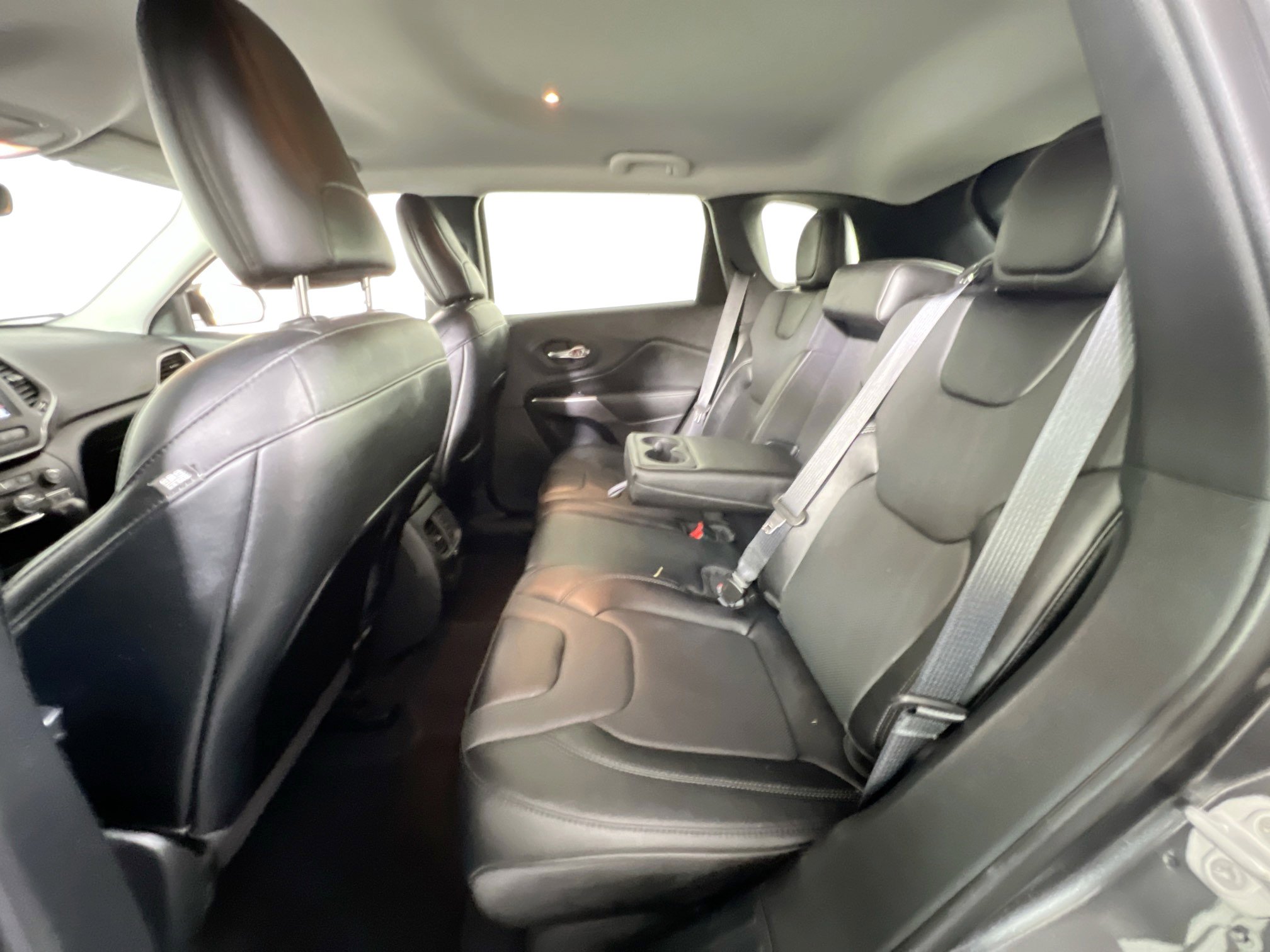 Used 2022 Jeep Cherokee Latitude Lux image 23