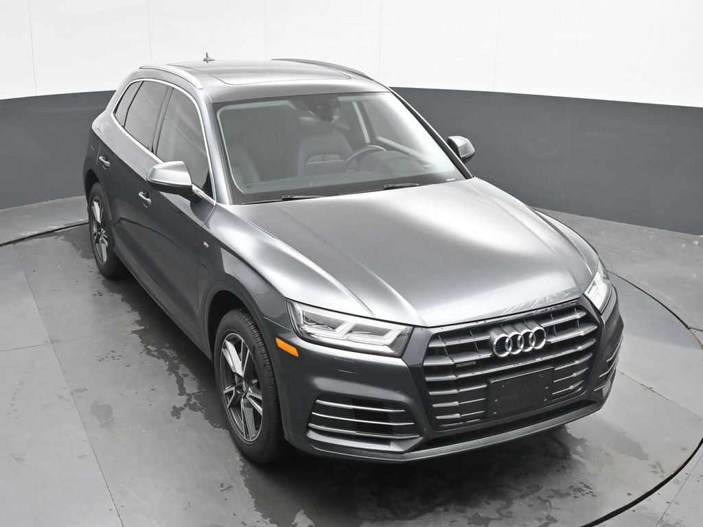 Used 2020 Audi Q5 e Premium Plus w/ Premium Plus Package AWD/4WD image 37