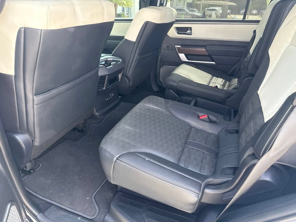 Used 2025 Toyota Sequoia Capstone AWD/4WD image 5