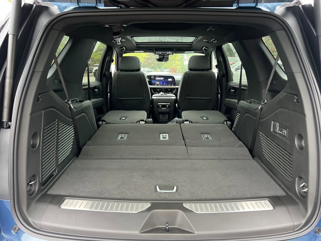 New 2026 Chevrolet Tahoe High Country w/ Sun And Tow Package image 30