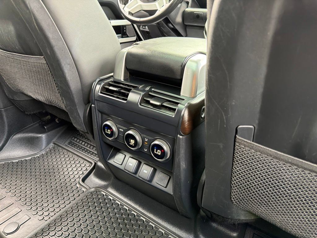 Used 2023 Land Rover Defender 130 SE AWD/4WD image 20