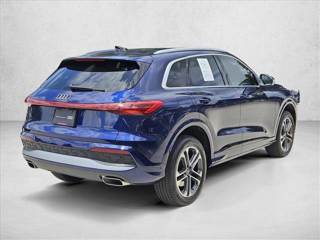 Certified 2025 Audi Q5 Premium AWD/4WD image 5
