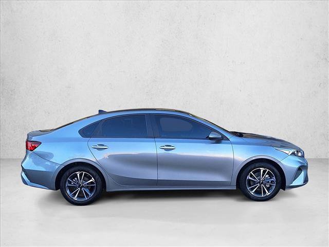 Used 2024 Kia Forte LXS image 4