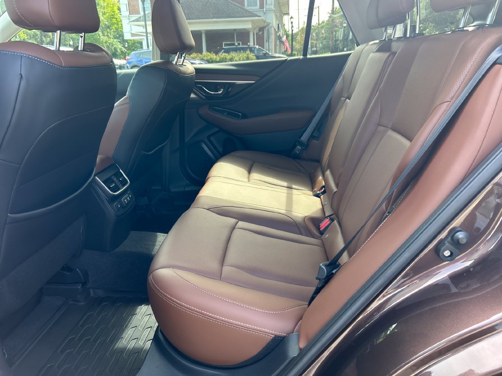 Certified 2021 Subaru Outback Touring AWD/4WD image 30