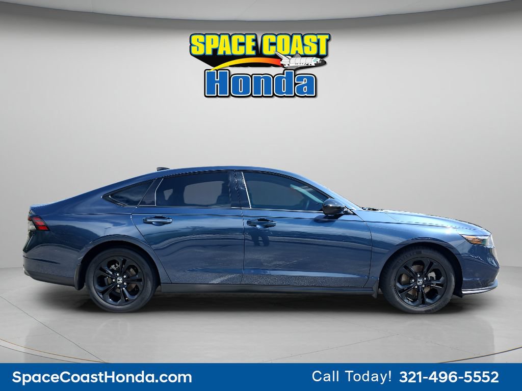 Used 2025 Honda Accord SE image 2