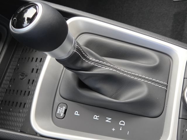 New 2026 Hyundai Venue SEL FWD image 31