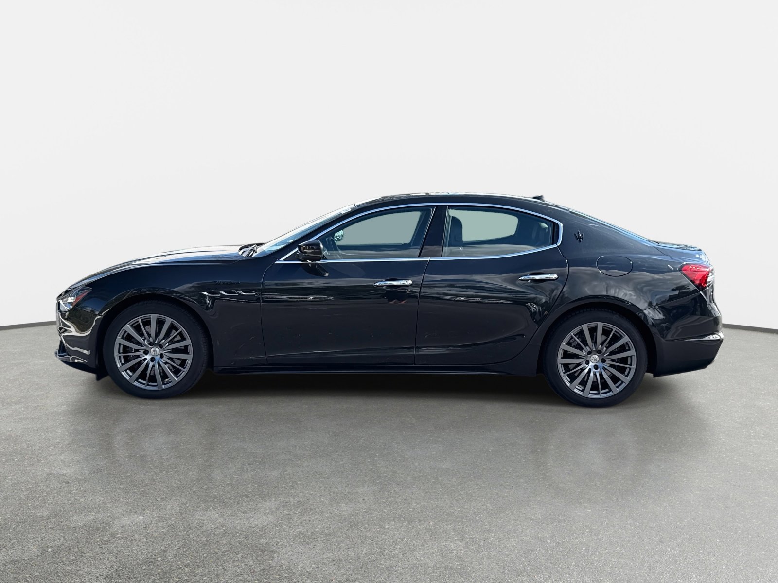 Used 2022 Maserati Ghibli Modena Q4 image 6
