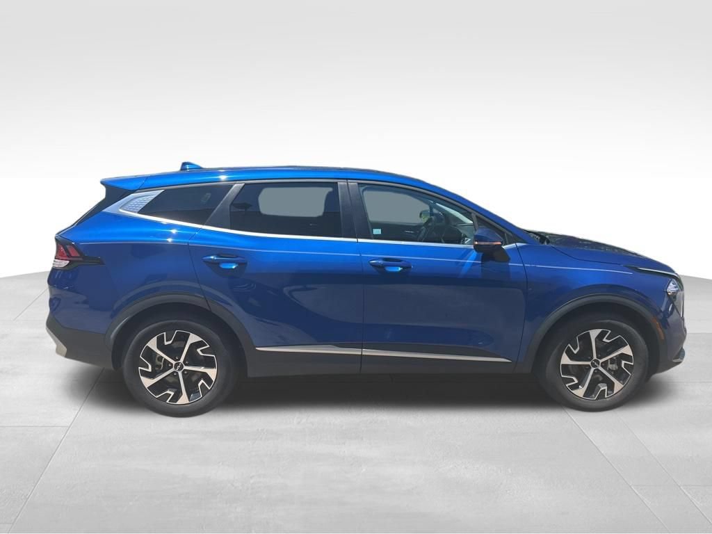 Used 2023 Kia Sportage EX FWD image 9