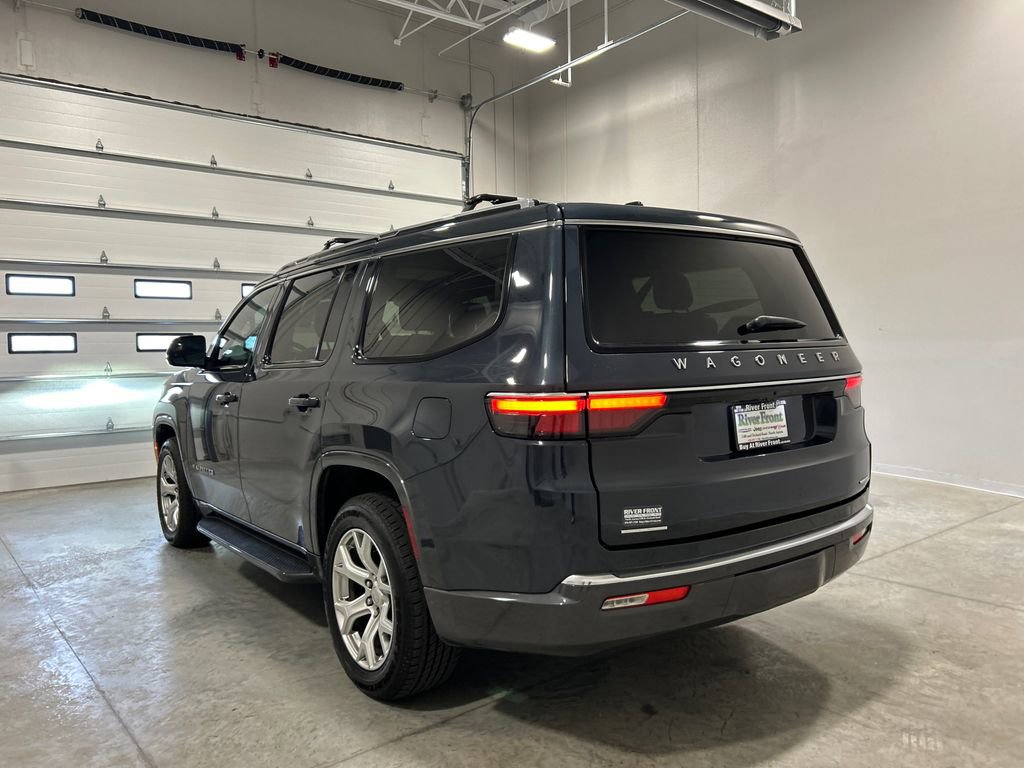 Used 2022 Jeep Wagoneer Series I w/ Premium Group I AWD/4WD image 8