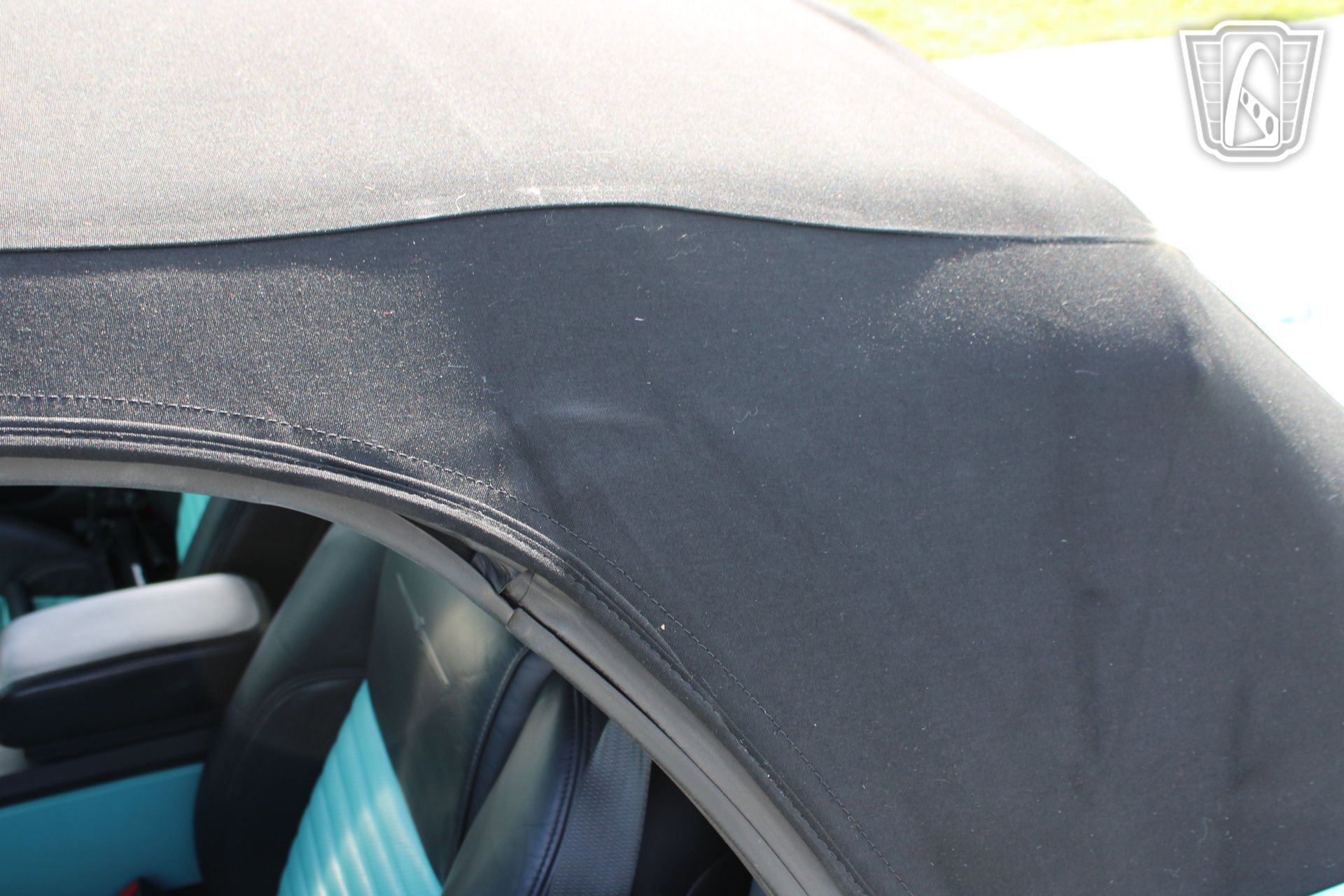 Used 2002 Ford Thunderbird image 37