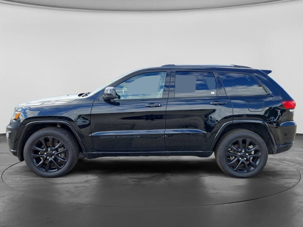 Used 2021 Jeep Grand Cherokee Altitude AWD/4WD image 7