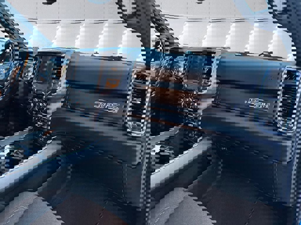 Used 2020 RAM 2500 Big Horn w/ Level 2 Equipment Group image 16