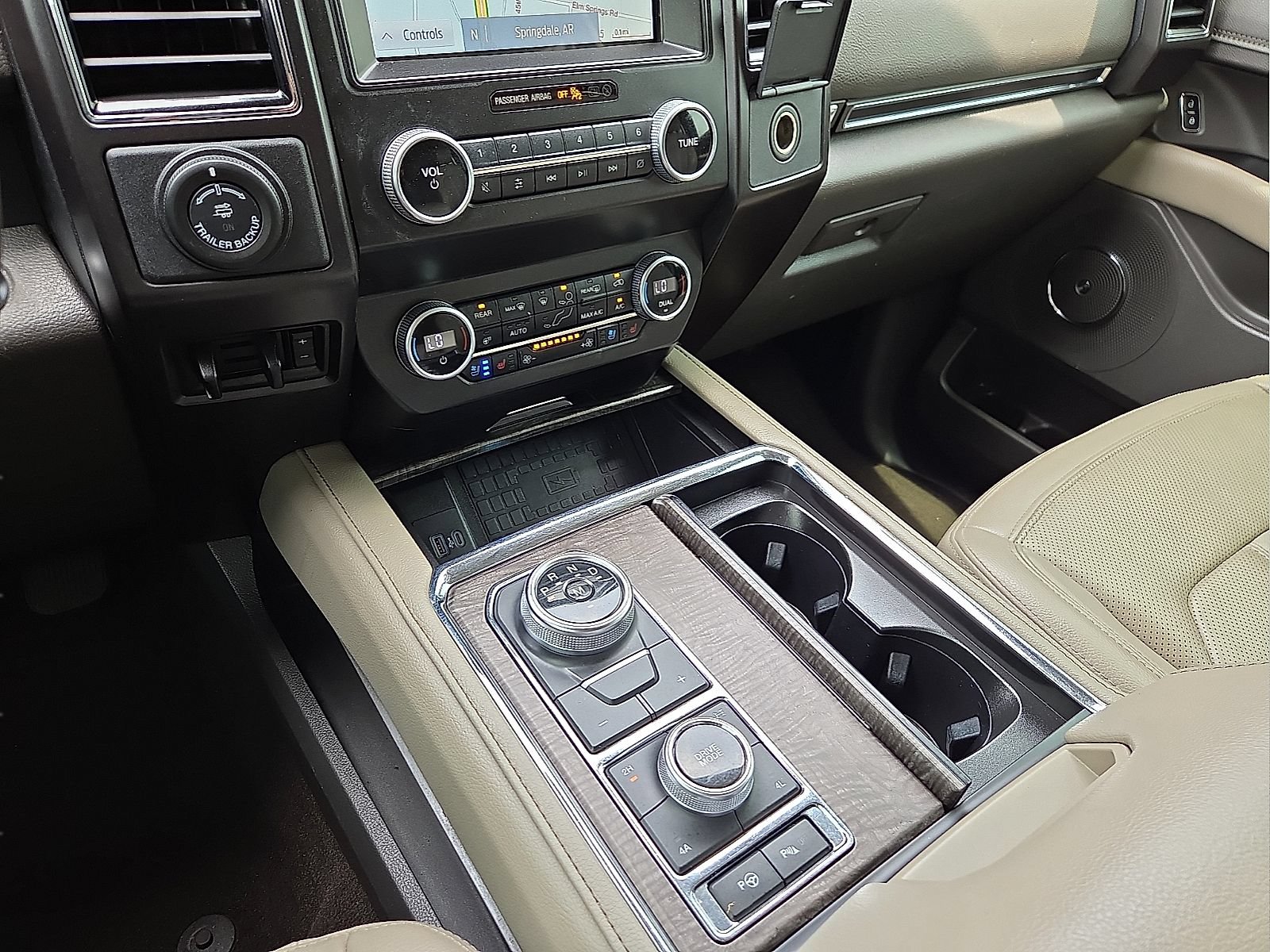 Used 2021 Ford Expedition Limited AWD/4WD image 25