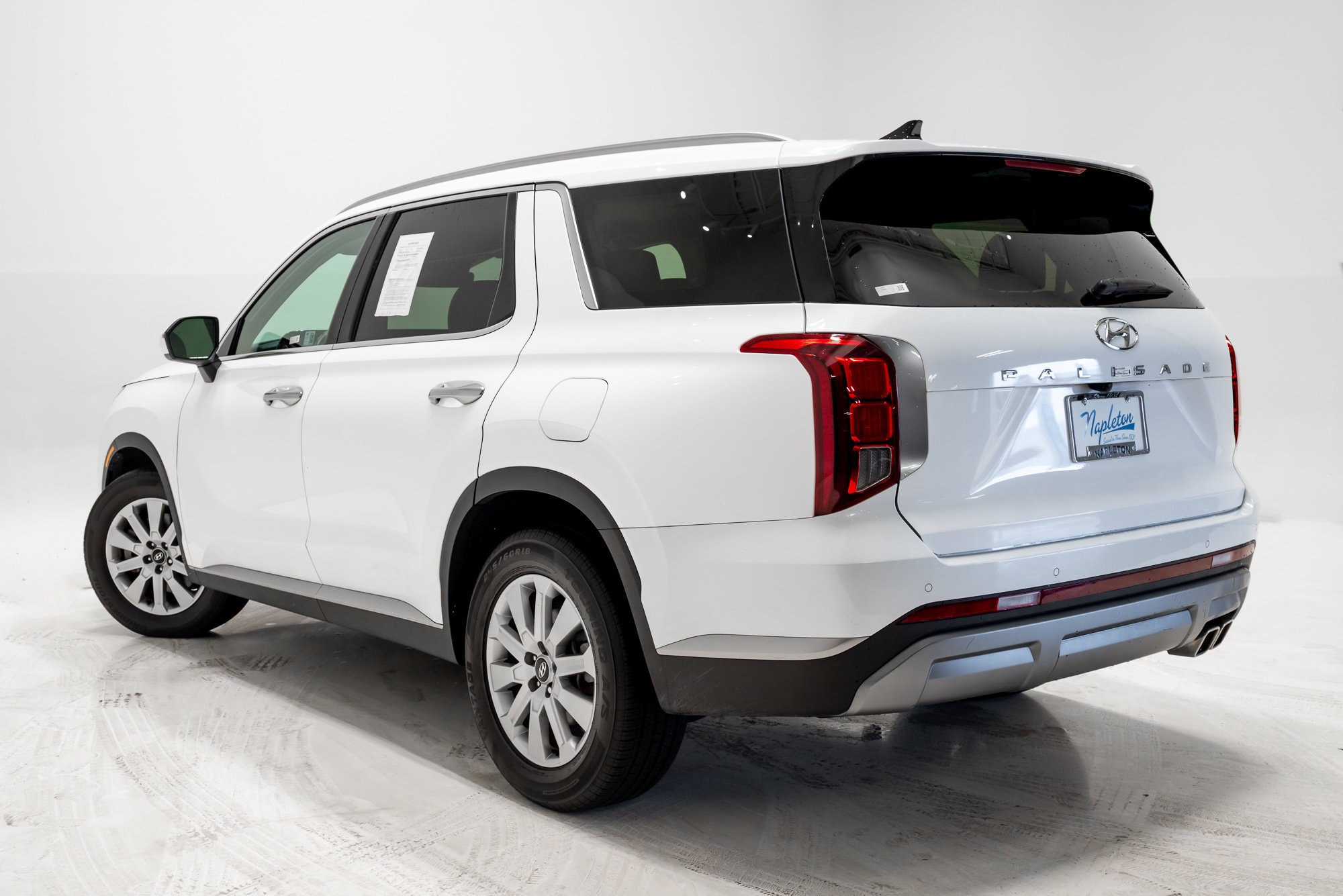 Used 2024 Hyundai Palisade SEL FWD image 30