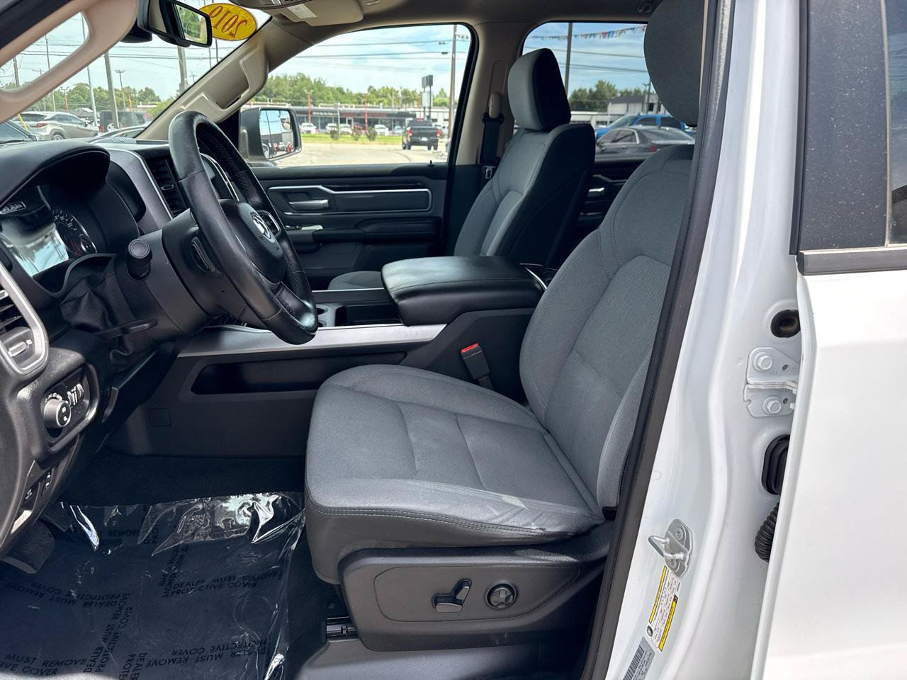 Used 2019 RAM 1500 Big Horn RWD image 9
