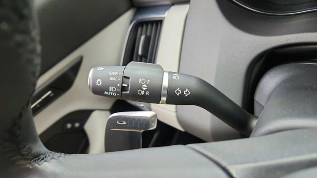 Used 2024 Jaguar E-PACE R-Dynamic SE image 39