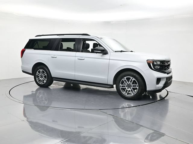 Certified 2025 Ford Expedition Max Active AWD/4WD image 3