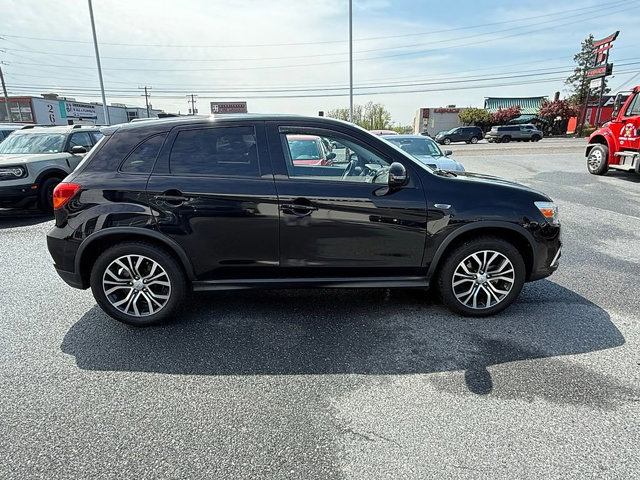 Used 2019 Mitsubishi Outlander Sport LE FWD image 2