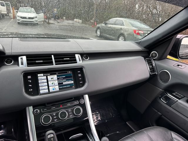 Used 2014 Land Rover Range Rover Sport HSE image 17