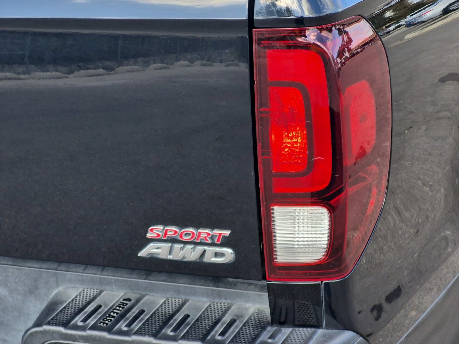 Used 2022 Honda Ridgeline Sport image 23