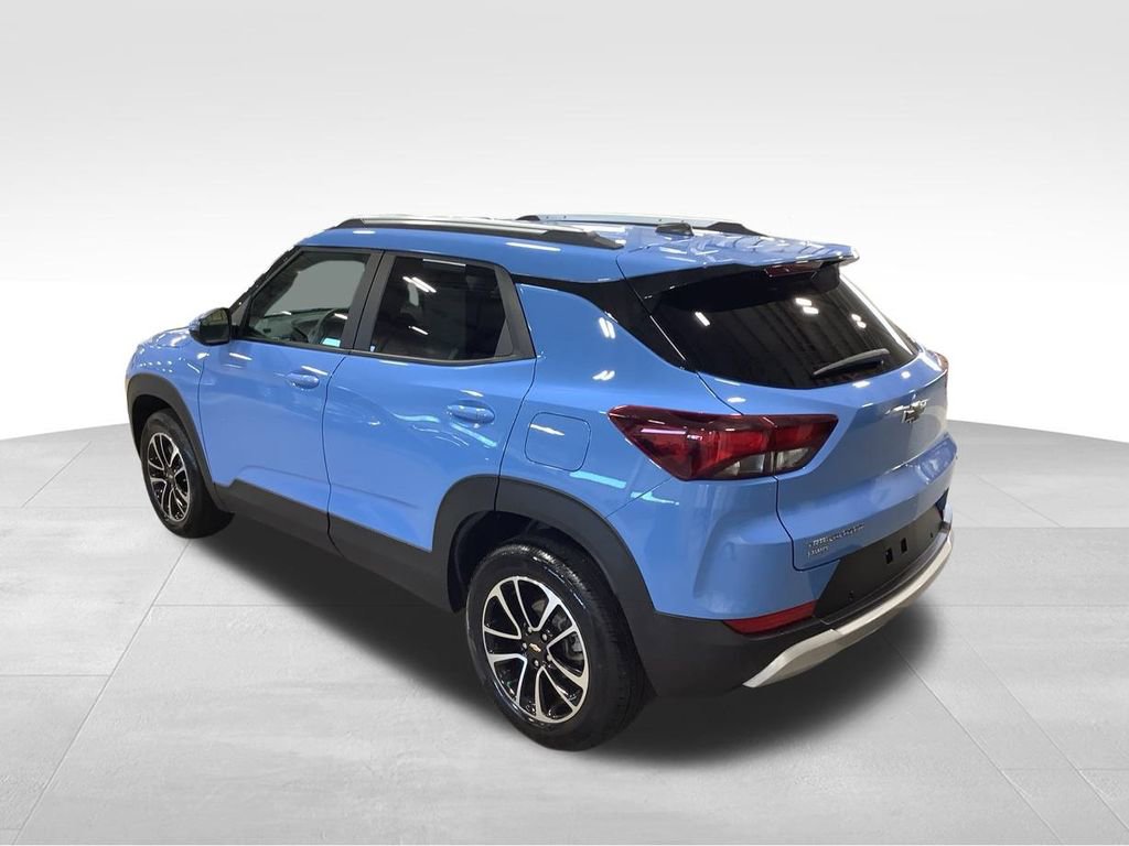 Used 2024 Chevrolet TrailBlazer LT w/ Driver Confidence Package image 7