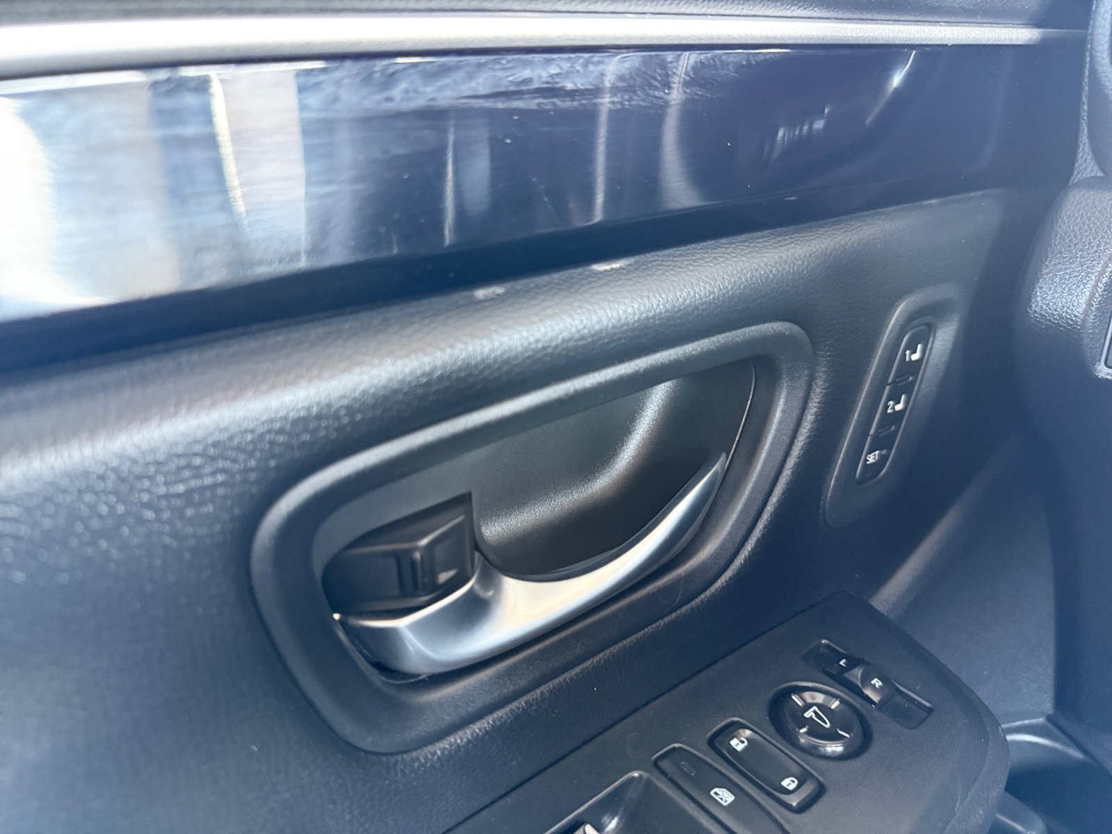 Used 2024 Honda Pilot Touring image 23