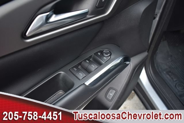 Used 2025 Chevrolet Traverse LT w/ LPO, Floor Liner Package FWD image 19