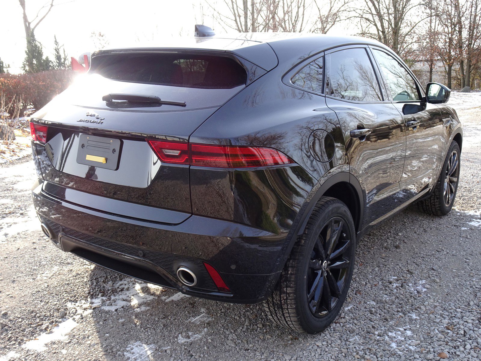 New 2024 Jaguar E-PACE R-Dynamic SE image 10