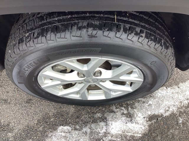 Certified 2023 Jeep Grand Cherokee Limited image 10