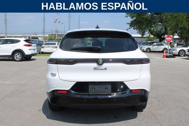 Used 2025 Alfa Romeo Tonale w/ Premium Package AWD/4WD image 4