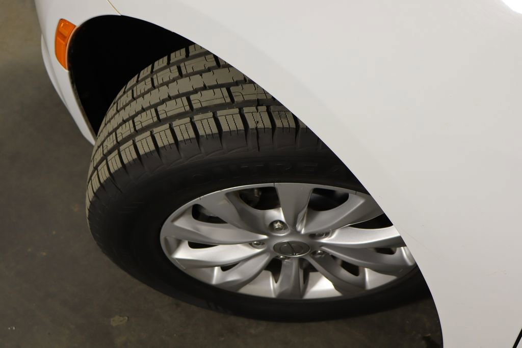 Used 2018 Chrysler Pacifica Touring-L Plus w/ Tire & Wheel Group image 45