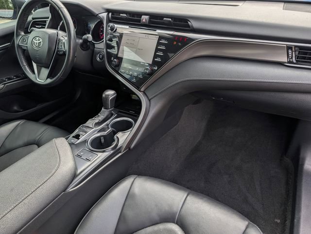 Used 2020 Toyota Camry XSE FWD image 34
