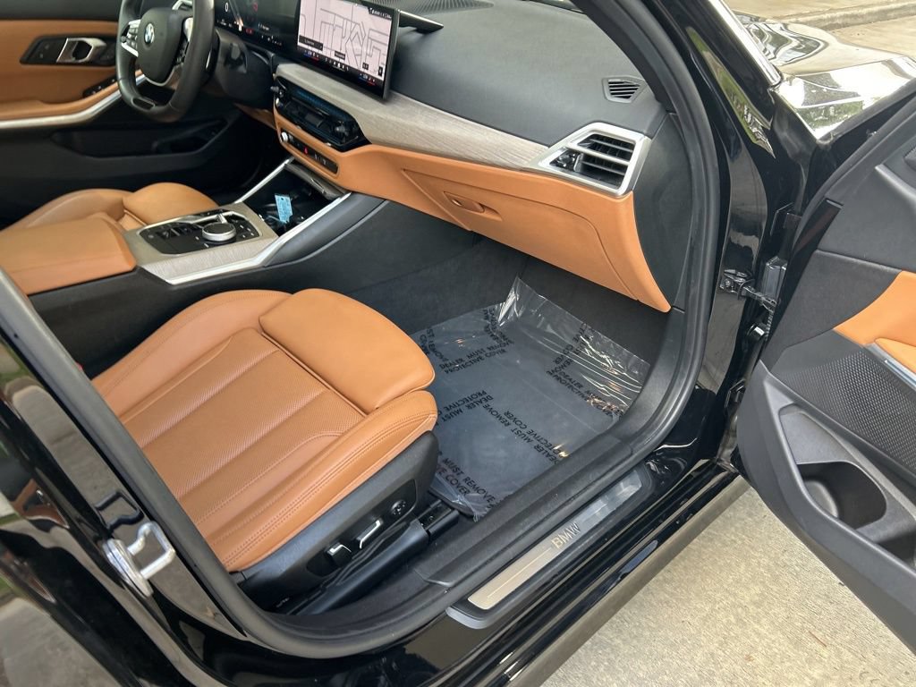 Used 2025 BMW 330i xDrive Sedan AWD/4WD image 31