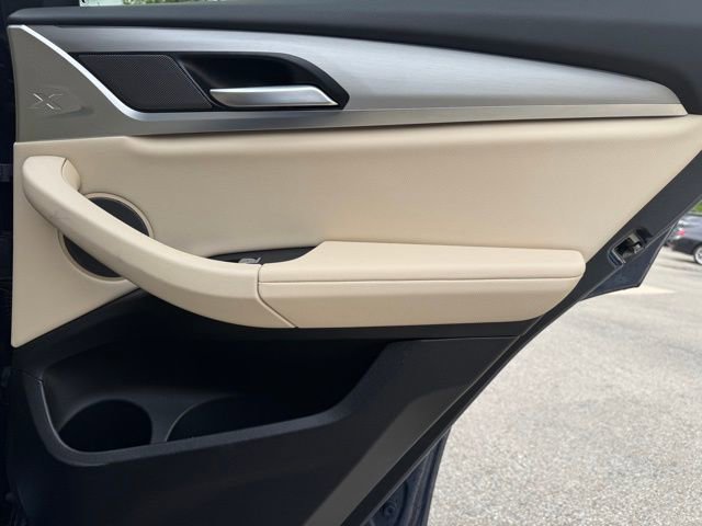 Certified 2025 BMW X4 xDrive30i image 31