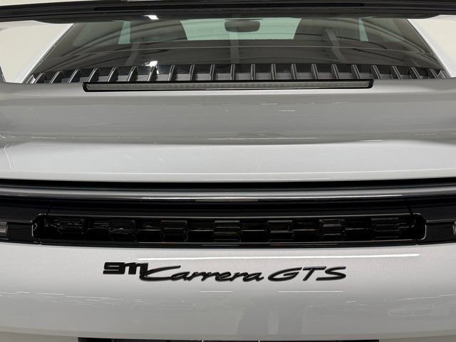 Certified 2025 Porsche 911 Carrera GTS image 13