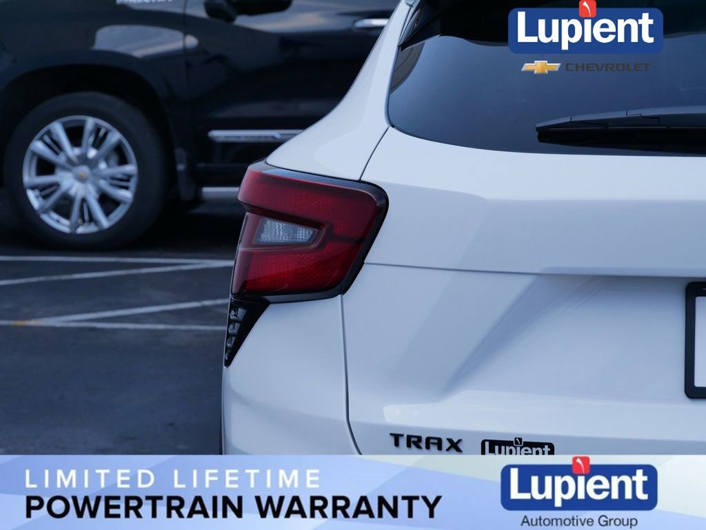 New 2026 Chevrolet Trax RS w/ Driver Confidence Package image 5