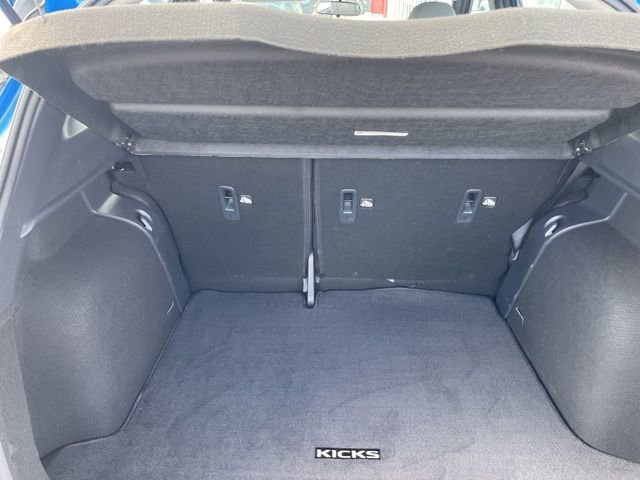 Used 2024 Nissan Kicks SR w/ SR Premium Package FWD image 9