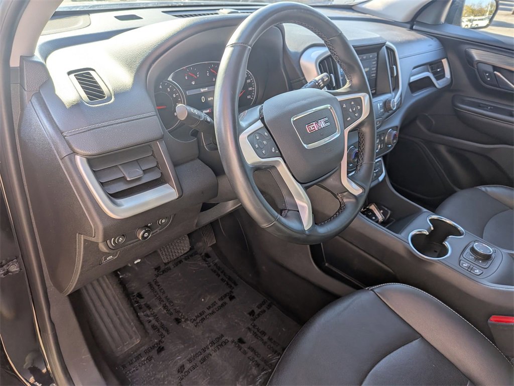 Used 2024 GMC Terrain SLT image 15